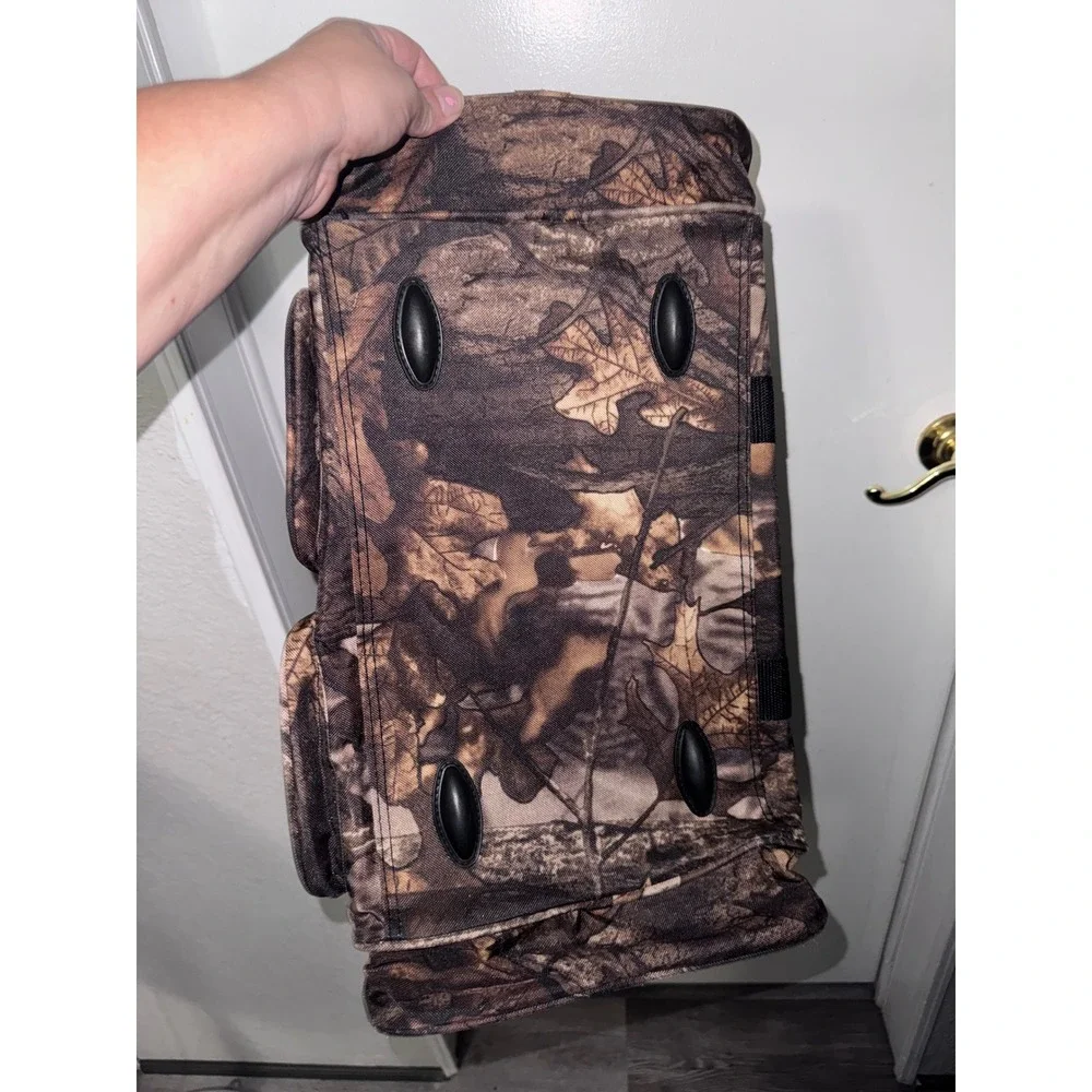 E-Z Roll Camo Duffel Bag Realtree Leaf Pattern Travel Hunting Gear Bag Brown